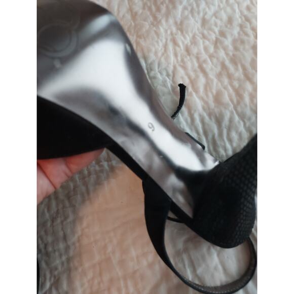 Charles by Charles David Heels Womens Size 9 M Black Rhinestone Ankle Strap EUC - Picture 6 of 10